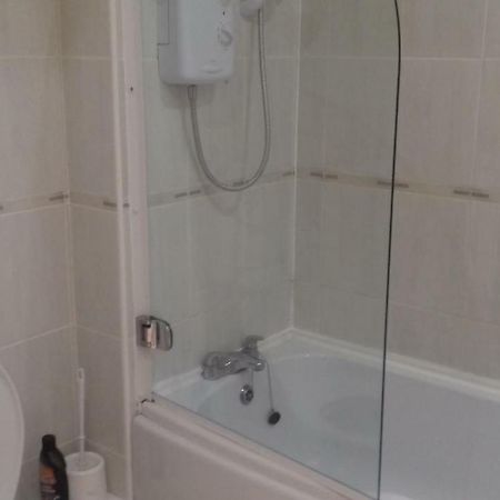 Double Room And Private Bath Neston Esterno foto