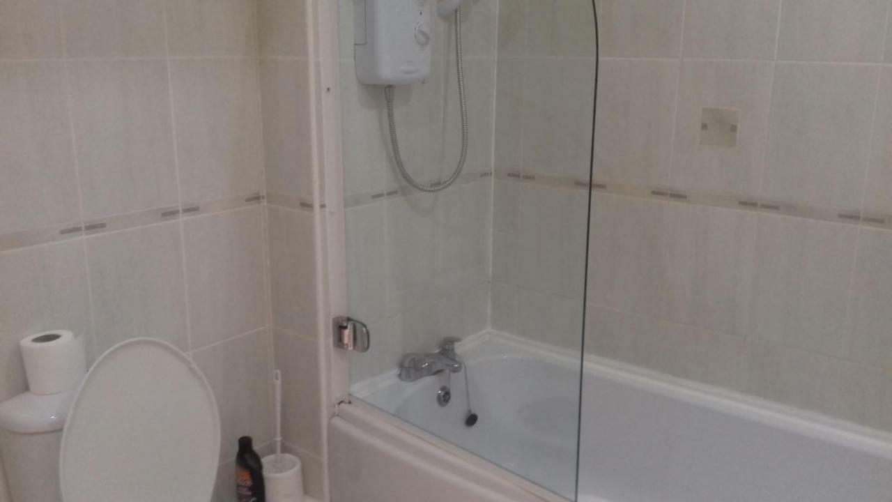 Double Room And Private Bath Neston Esterno foto
